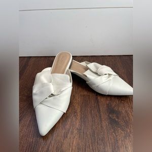 Aldo White Mule - Size 10